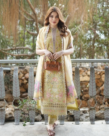 Neelam Muneer