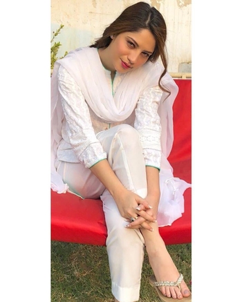 Neelam Muneer