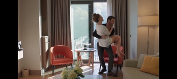 Serenay Sarikaya