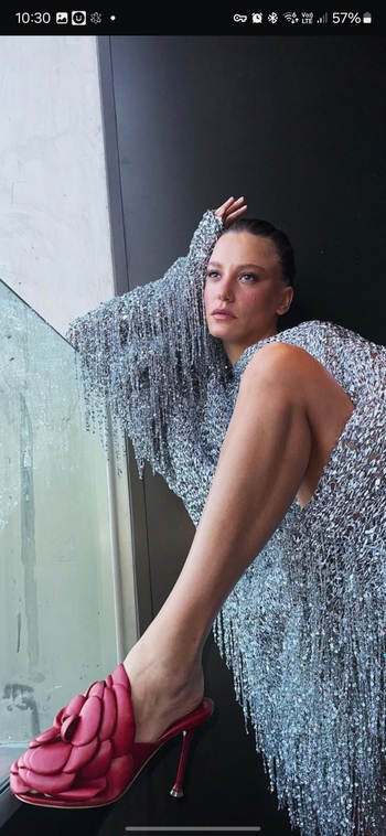 Serenay Sarikaya