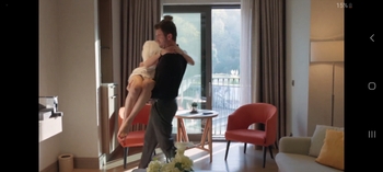 Serenay Sarikaya