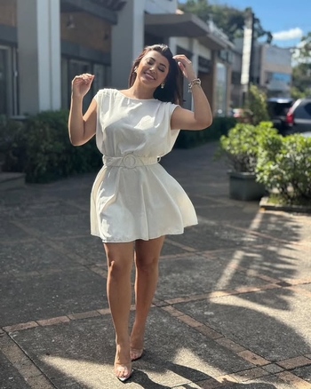 Milagros Flores