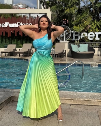 Milagros Flores