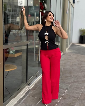 Milagros Flores