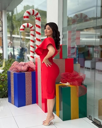 Milagros Flores