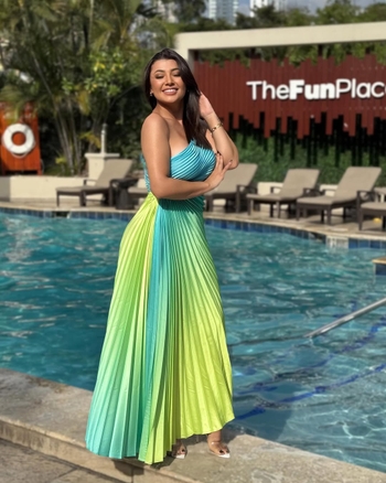 Milagros Flores