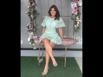  alt="Milagros Flores"