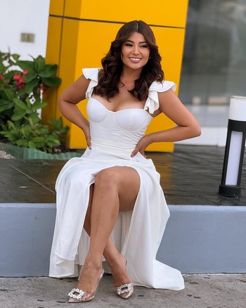 Milagros Flores