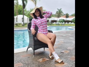  alt="Milagros Flores"