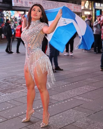Milagros Flores