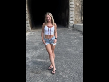  alt="Lizzy Wurst"