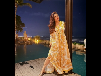  alt="Raveena Tandon"