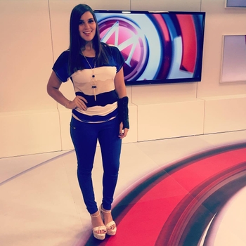 Anita González