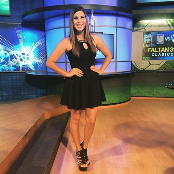 Anita González