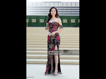  alt="Mina Kimes"