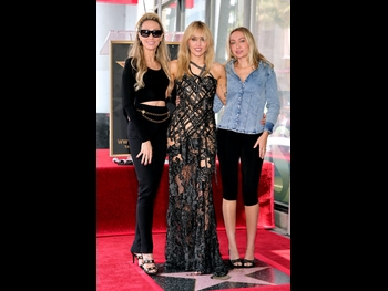  alt="Tish Cyrus"