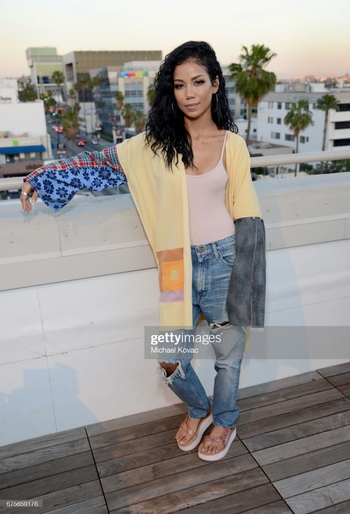 Jhené Aiko