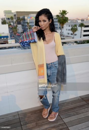 Jhené Aiko