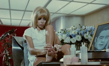 Mireille Darc