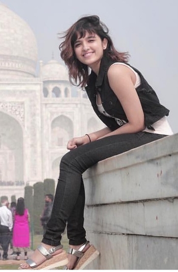 Shirley Setia