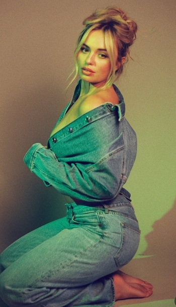 Victoria Baldesarra