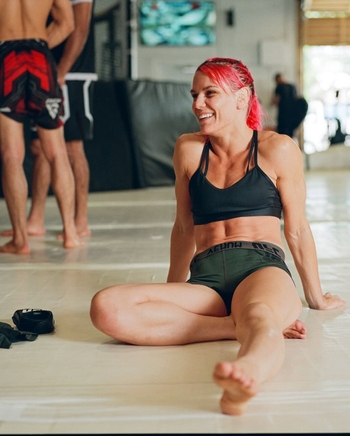 Gillian Robertson