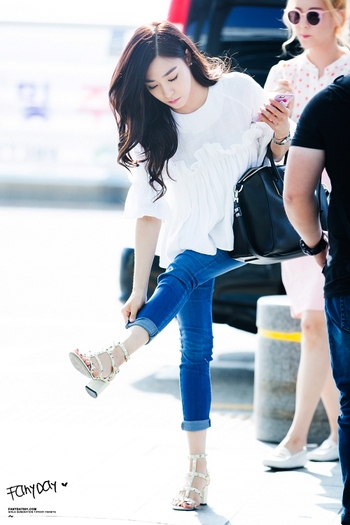 Tiffany Hwang