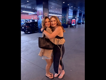  alt="Olivia Holt"