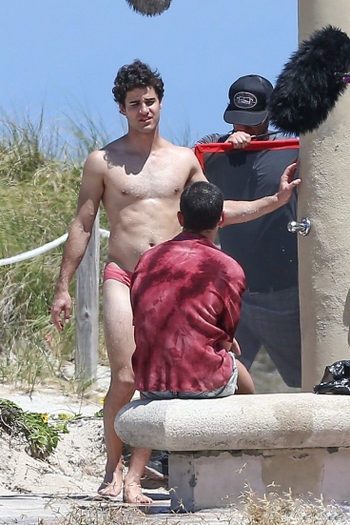 Darren Criss