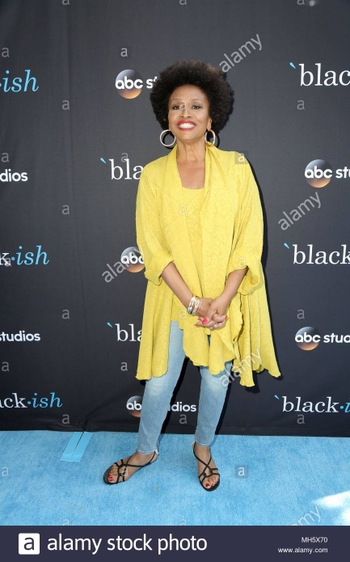 Jenifer Lewis