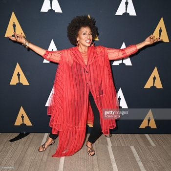 Jenifer Lewis