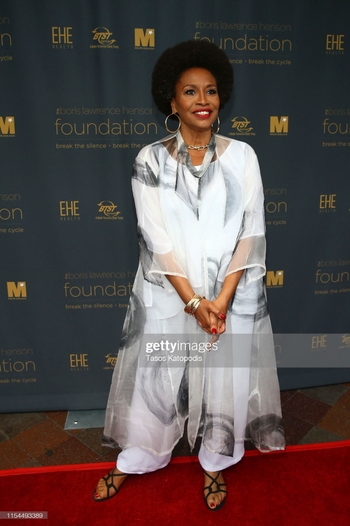 Jenifer Lewis