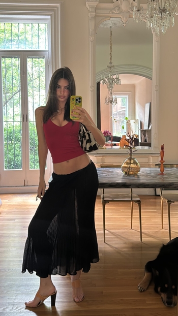 Emily Ratajkowski