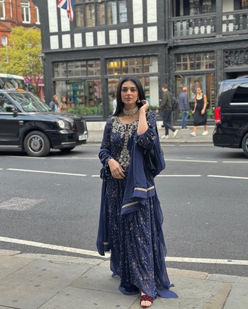 Sarah Khan