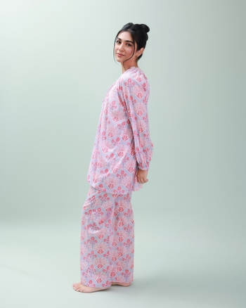 Sarah Khan