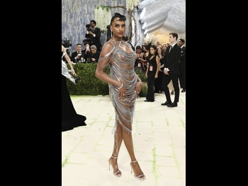  alt="Simone Ashley"