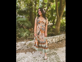  alt="Jenny Lorenzo"