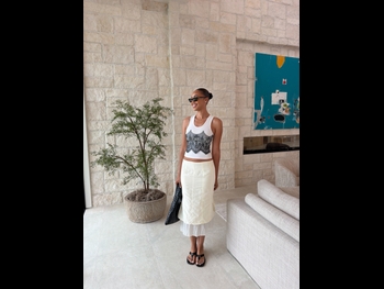  alt="Bella Harris"