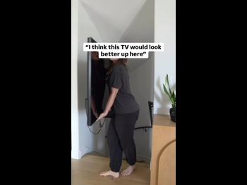  alt="Jenna Ezarik"