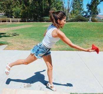 Daniella Monet