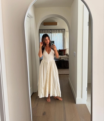 Daniella Monet