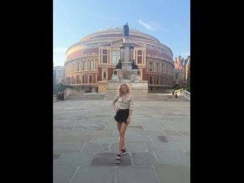  alt="Katerina Siniakova"