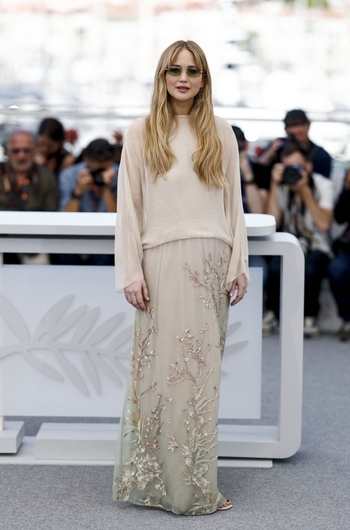 Jennifer Lawrence (III)