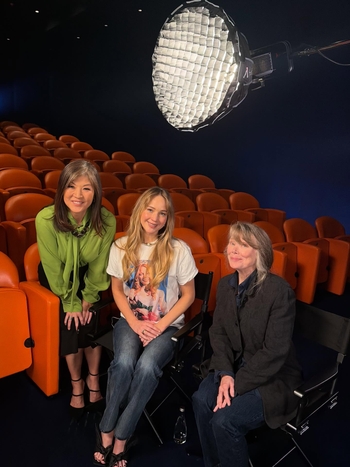 Jennifer Lawrence (III)