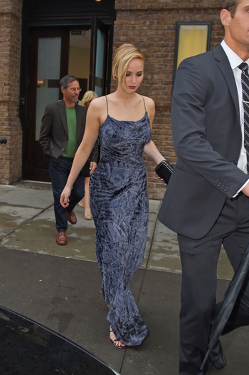 Jennifer Lawrence (III)