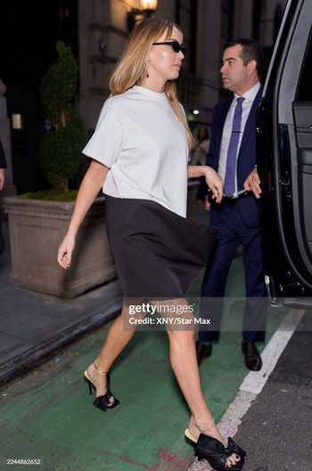 Jennifer Lawrence (III)