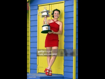  alt="Martina Hingis"