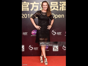 alt="Martina Hingis"