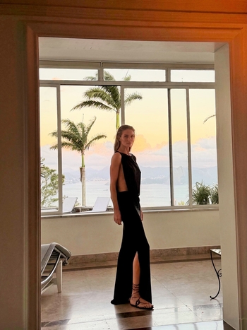 Rosie Huntington-Whiteley