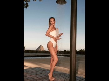  alt="Rosie Huntington-whiteley"